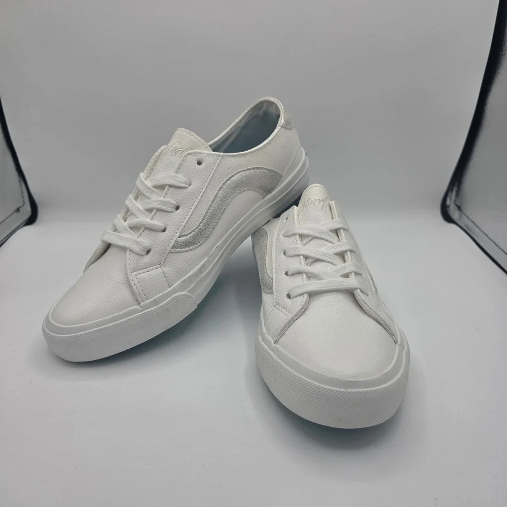 Blowfish Malibu Mave-C White Silver Metallic Low Top Sneakers Womens 7.5 M